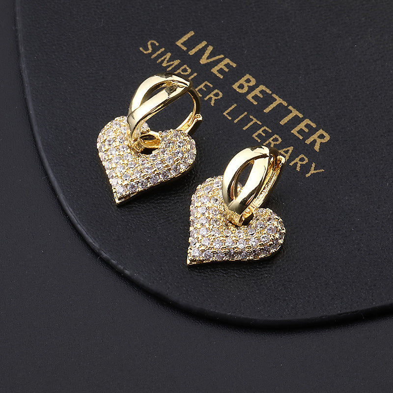 Simple Copper Zircon Micro-inlaid Love Ear Clip Light Luxury Personalized Minority